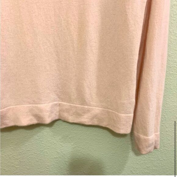LANDS’ END VTG 100% Cashmere Women Pink Sweater MP 10/12 Boat Neck Long Sleeve. - Picture 4 of 11